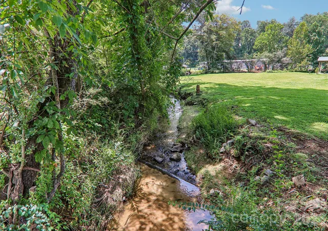 Photo 48 of Single family home for sale at 241 E Deep Crk Rd, Bryson City, NC 28713 | MLS# 4414613 | Listing updated on 2026-10-15