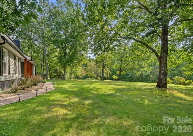 2nd image of 2981 Oak Ridge Cir, Lincolnton, NC 28092 | MLS# 4414617