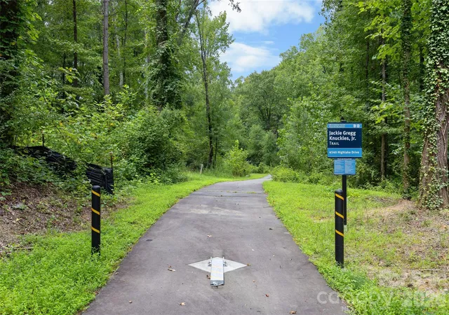 24th image of 4607 Highlake Dr, Charlotte, NC 28215 | MLS# 4414620