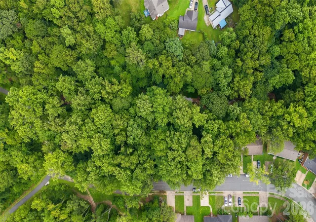 4th image of 4607 Highlake Dr, Charlotte, NC 28215 | MLS# 4414620