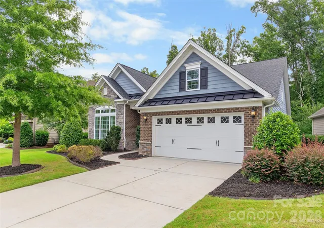 3rd image of 17232 Coves Edge Ln, Charlotte, NC 28278 | MLS# 4414653