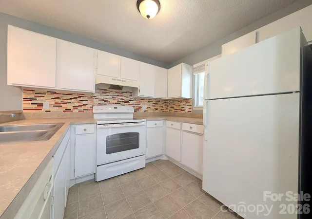 image of 1687 Eagles Pl, Rock Hill, SC 29732 | MLS# 4414655
