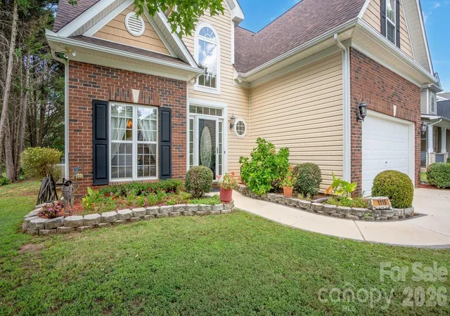Photo 3 of Single family home for sale at 1115 Wind Chime Ct, Monroe, NC 28110 | MLS# 4414656 | Listing updated on 2026-08-25