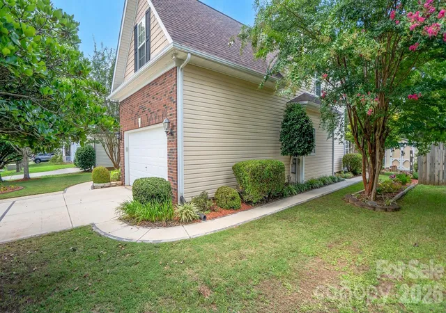 Photo 5 of Single family home for sale at 1115 Wind Chime Ct, Monroe, NC 28110 | MLS# 4414656 | Listing updated on 2026-08-25