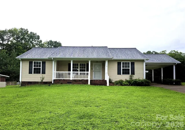 1st image of 110 Mill Creek Dr, Kings Mountain, NC 28086 | MLS# 4414660