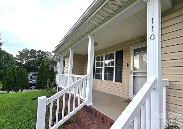 2nd image of 110 Mill Creek Dr, Kings Mountain, NC 28086 | MLS# 4414660