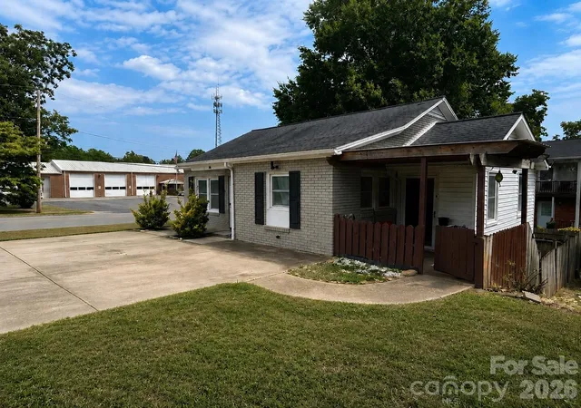 Photo 3 of Single family home for sale at 56 1st Avenue SE, Taylorsville, NC 28681 | MLS# 4414664 | Listing updated on 2026-08-15