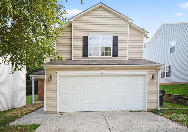 Photo 1 of Single family home for sale at 10220 Seedling Ln, Charlotte, NC 28214 | MLS# 4414676 | Listing updated on 2026-08-27