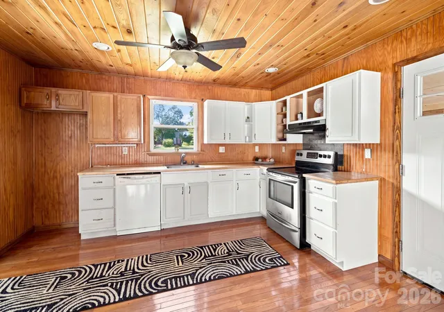 Photo 4 of Single family home for sale at 19 Pj Mcree Rd, Maiden, NC 28650 | MLS# 4414681 | Listing updated on 2026-09-24