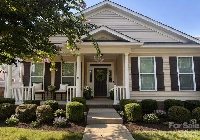 Photo 1 of Single family home for sale at 11607 Meetinghouse Dr, Cornelius, NC 28031 | MLS# 4414705 | Listing updated on 2026-09-01