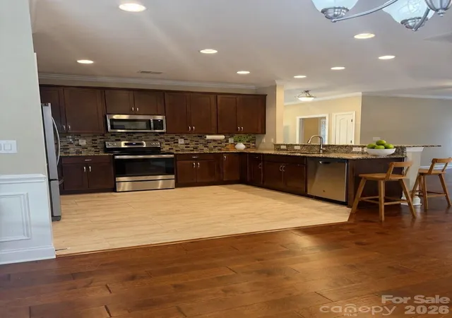 Photo 3 of Single family home for sale at 11607 Meetinghouse Dr, Cornelius, NC 28031 | MLS# 4414705 | Listing updated on 2026-09-01
