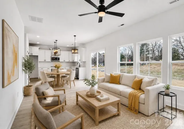 Photo 3 of Single family home for sale at 1405 Sanctuary St, Kannapolis, NC 28083 | MLS# 4414707 | Listing updated on 2026-09-29