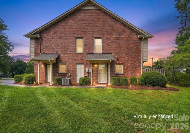 2nd image of 813 Jamestown Dr, Gastonia, NC 28056