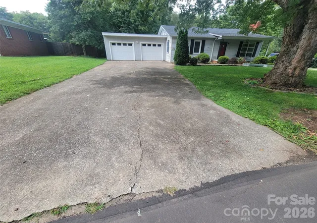 35th image of 678 Brown Ave, Waynesville, NC 28786 | MLS# 4414713