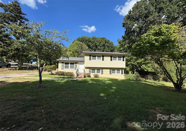 Single family home for sale at 8509 Idlewild Rd, Charlotte, NC 28227 | MLS# 4414724