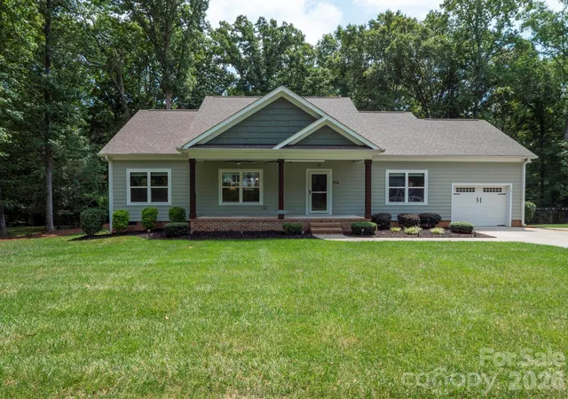1st image of 216 Paradise Dr, Belmont, NC 28012 | MLS# 4414732