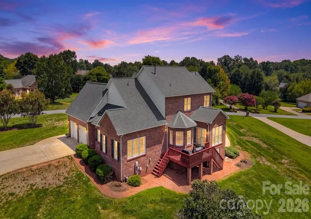 2nd image of 1338 Willow Creek Dr, Newton, NC 28658 | MLS# 4414738