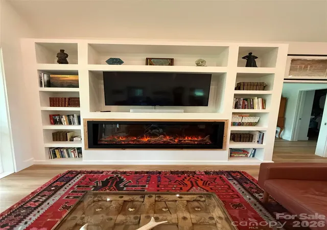 Photo 5 of Single family home for sale at 30 Sandys Home Pl, Mars Hill, NC 28754 | MLS# 4414744 | Listing updated on 2026-09-03