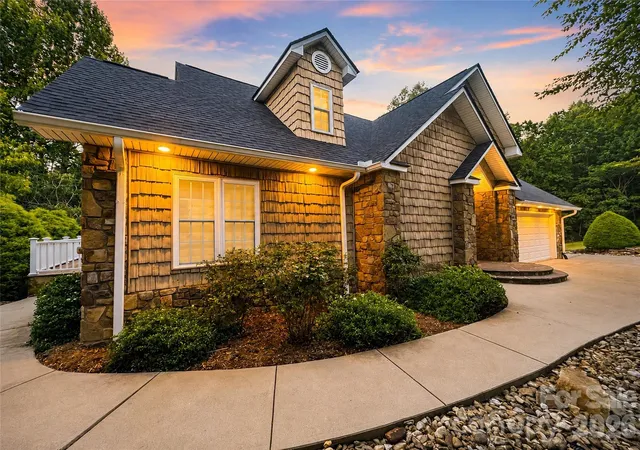 2nd image of 6047 Chaucer Ln, Granite Falls, NC 28630 | MLS# 4414748