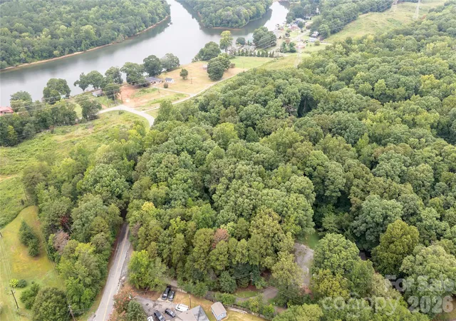 5th image of 2127 Newhart Rd, Charlotte, NC 28214 | MLS# 4414761