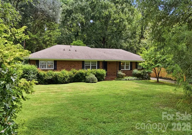 Photo 1 of Single family home for sale at 4913 S New Hope Rd, Belmont, NC 28012 | MLS# 4414764 | Listing updated on 2026-09-24