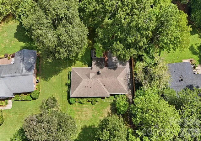 Photo 3 of Single family home for sale at 4913 S New Hope Rd, Belmont, NC 28012 | MLS# 4414764 | Listing updated on 2026-09-24