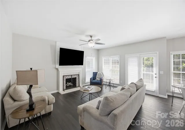 Photo 4 of Single family home for sale at 2000 Stoney Crk Dr NW, Concord, NC 28027 | MLS# 4414775 | Listing updated on 2026-08-28