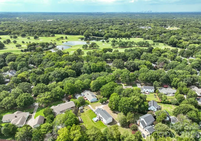 42nd image of 7808 Biddstone Ct, Charlotte, NC 28226 | MLS# 4414783