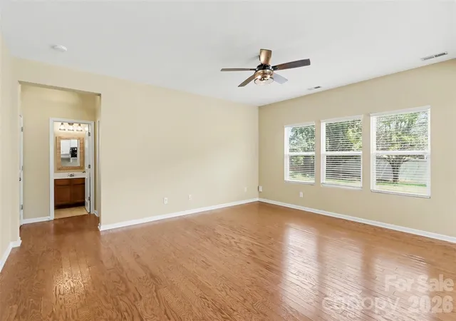 5th image of 6814 Barefoot Forest Dr, Charlotte, NC 28269 | MLS# 4414798