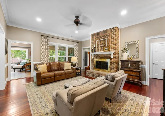 Photo 4 of Sale Pending at 412 Shadydale Ct, Fort Mill, SC 29708 | MLS# 4414799 | Listing updated on 2026-08-25