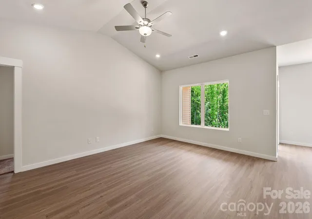 Photo 3 of Single family home for sale at 1121 Elyan St, Richburg, SC 29729 | MLS# 4414821 | Listing updated on 2026-09-03