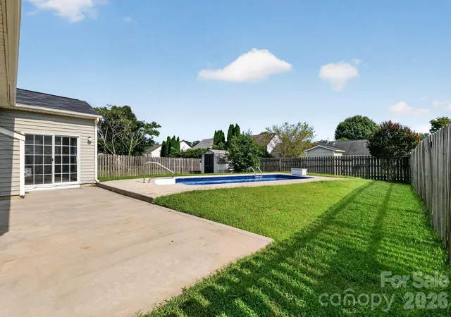 23rd image of 141 Crestwood Dr, Mount Holly, NC 28120 | MLS# 4414824