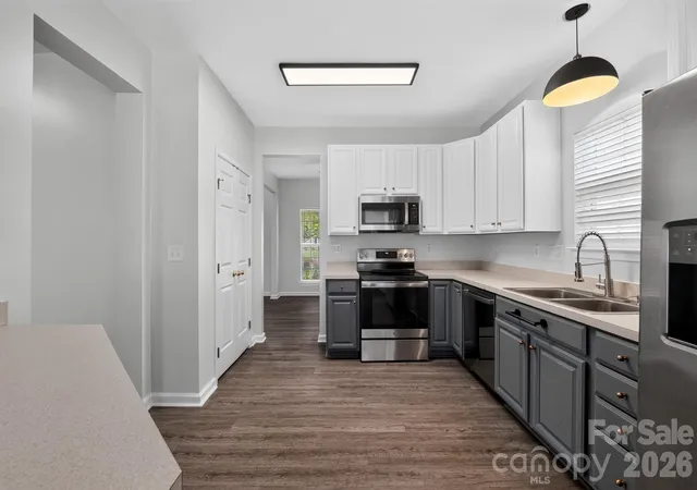 5th image of 141 Crestwood Dr, Mount Holly, NC 28120 | MLS# 4414824