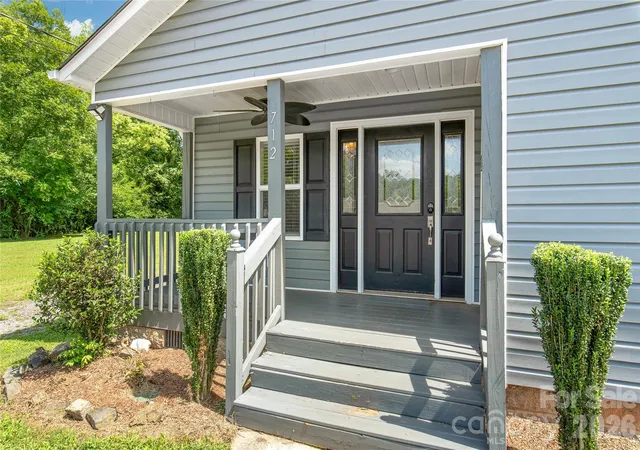 2nd image of 712 Cauthen St, Rock Hill, SC 29730 | MLS# 4414831