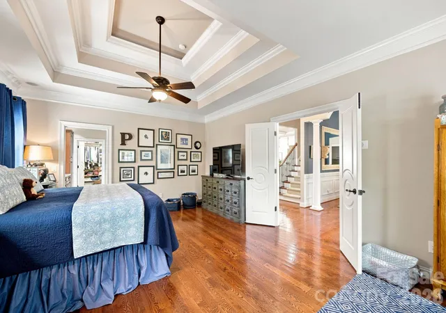 Photo 3 of Single family home for sale at 1001 Heritage Acres Dr, Matthews, NC 28104 | MLS# 4414833 | Listing updated on 2026-09-14