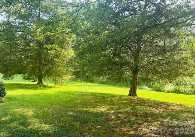 Photo 3 of Single family home for sale at 1952 N Nc 16 Business Hwy, Denver, NC 28037 | MLS# 4414834 | Listing updated on 2026-09-12