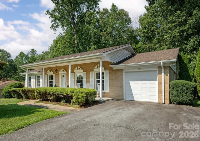 3rd image of 303 Tree Haven Blvd, Hendersonville, NC 28791 | MLS# 4414880