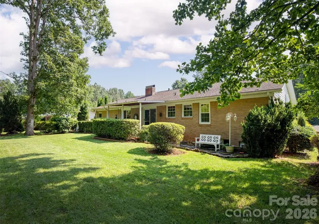 33rd image of 303 Tree Haven Blvd, Hendersonville, NC 28791 | MLS# 4414880