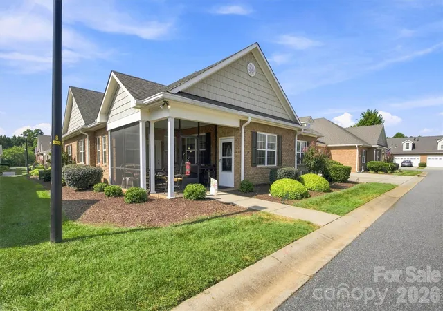 Photo 3 of Townhouse for sale at 8310 Glacier Dr, Denver, NC 28037 | MLS# 4414884 | Listing updated on 2026-10-07