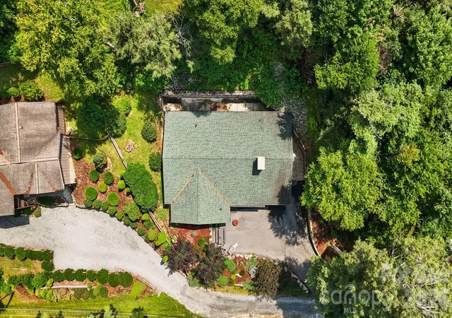 38th image of 168 Mountain View Dr, Blowing Rock, NC 28605 | MLS# 4414895