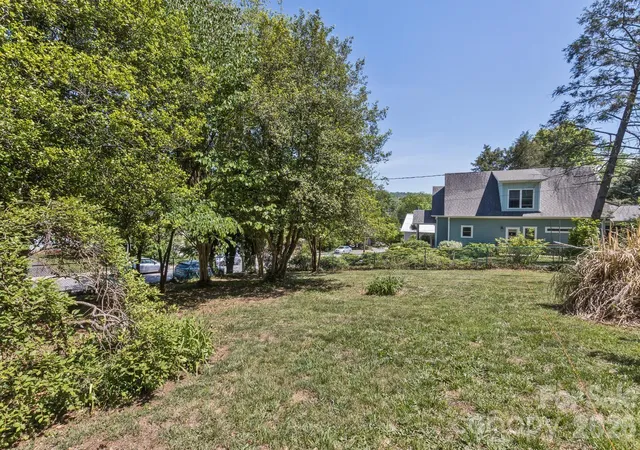 3rd image of 999999 Mount Clare Ave, Asheville, NC 28801 | MLS# 4414899