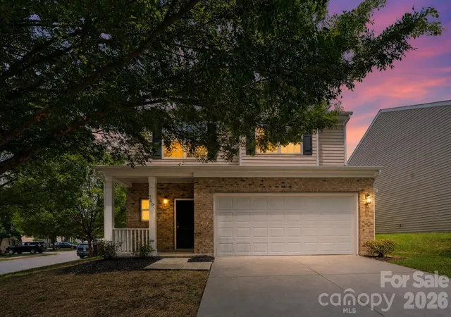 Photo 2 of Single family home for sale at 2003 Verde Crk Rd, Charlotte, NC 28214 | MLS# 4414903 | Listing updated on 2026-08-18