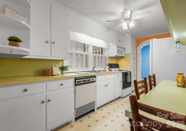 Photo 3 of Single family home for sale at 316 Drexel Rd, Morganton, NC 28655 | MLS# 4414904 | Listing updated on 2026-09-27