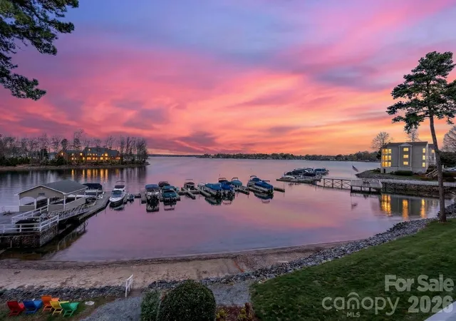 Condo for sale at 20407 Harborgate Ct #404, Cornelius, NC 28031 | MLS# 4414906