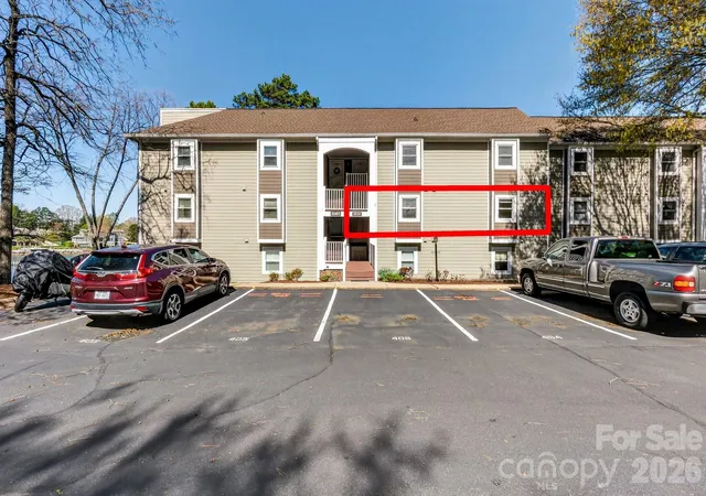 Photo 3 of Condo for sale at 20407 Harborgate Ct #404, Cornelius, NC 28031 | MLS# 4414906 | Listing updated on 2026-09-05