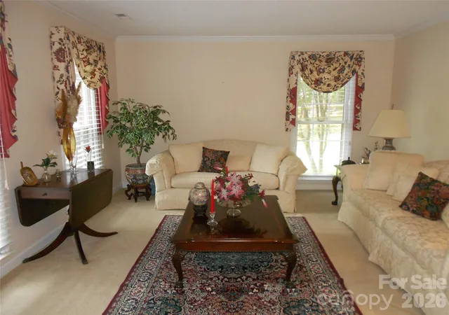 4th image of 4002 Trehurst Ct, Charlotte, NC 28269 | MLS# 4414911