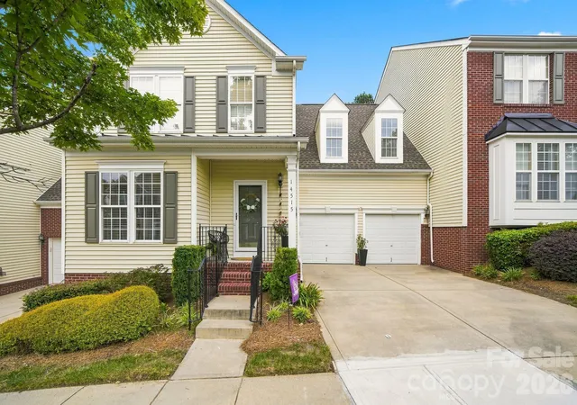 1st image of 14515 Greenpoint Ln, Huntersville, NC 28078 | MLS# 4414914
