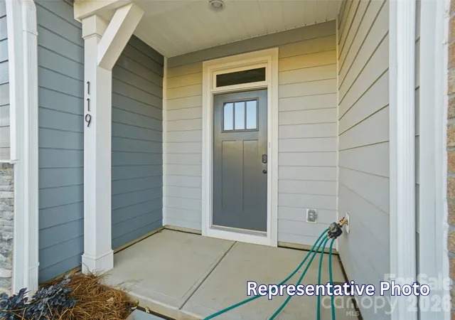 Photo 2 of Townhouse for sale at 410 Blythe Townhome Ln, Waxhaw, NC 28173 | MLS# 4414936 | Listing updated on 2026-10-03
