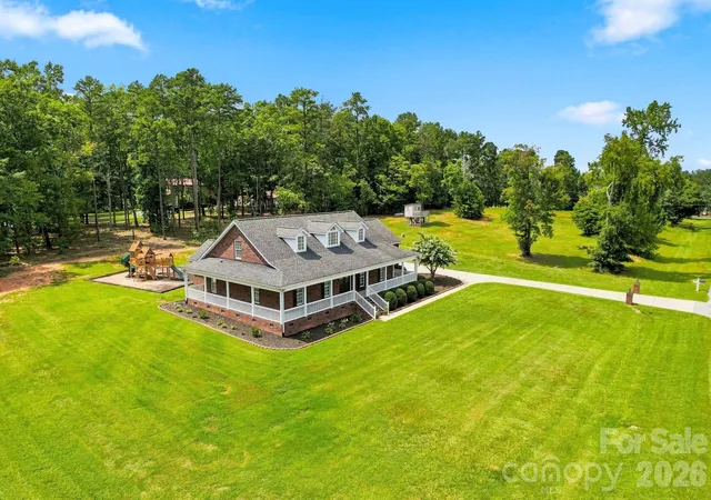 2nd image of 1134 Oakwood Dr, Chester, SC 29706 | MLS# 4414941