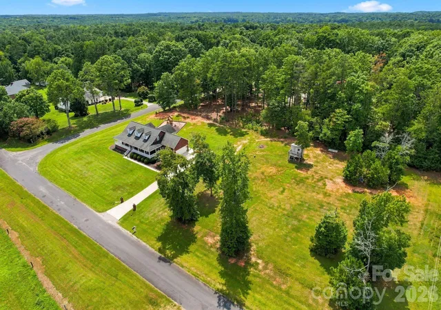 3rd image of 1134 Oakwood Dr, Chester, SC 29706 | MLS# 4414941